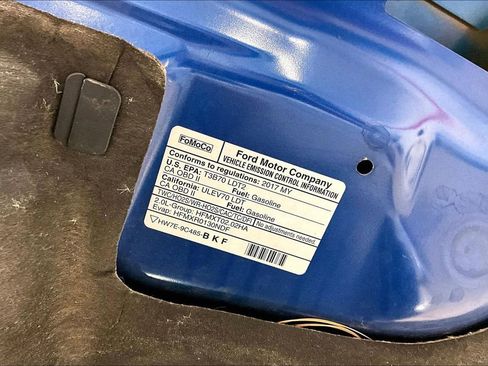 Used 2017 Ford Escape SE AWD/4WD image 33