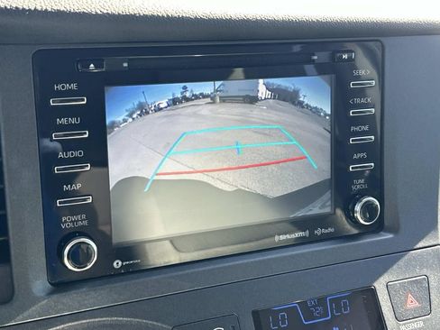 Used 2019 Toyota Sienna LE image 26