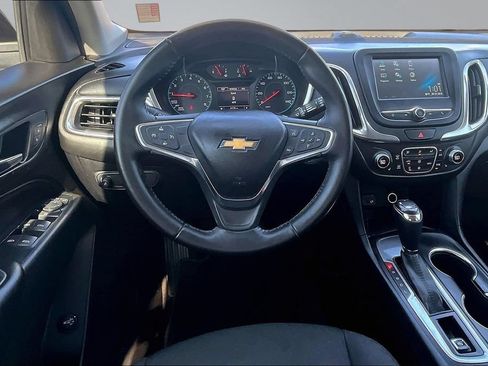 Used 2018 Chevrolet Equinox LT FWD image 9