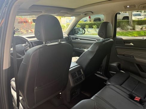 Used 2021 Volkswagen Atlas SE FWD image 13