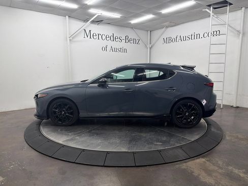 Used 2023 MAZDA MAZDA3 Hatchback w/ Appearance Package AWD/4WD image 4