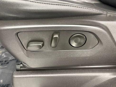 Used 2024 Chevrolet Silverado 2500 LTZ w/ LTZ Premium Package image 16