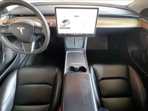 Used 2021 Tesla Model 3 Standard Range Plus RWD image 8