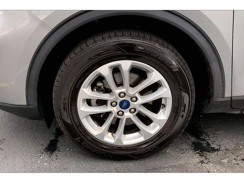 Used 2022 Ford Escape SE image 10