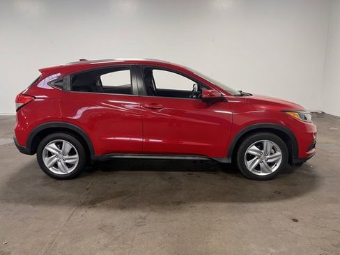 Used 2019 Honda HR-V EX image 2