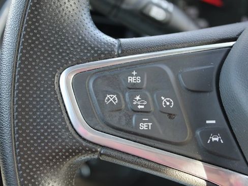 Used 2022 Chevrolet Equinox LT image 28