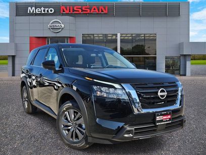 New 2025 Nissan Pathfinder S