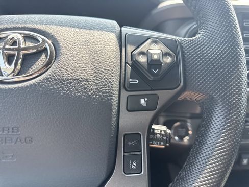Used 2023 Toyota Tacoma TRD Sport AWD/4WD image 22