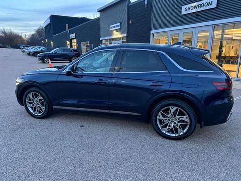 Used 2022 Genesis GV70 2.5T w/ Advanced Package image 6