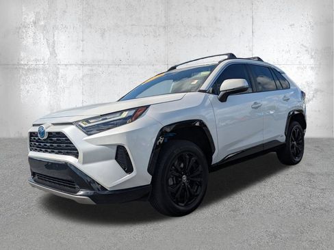 Certified 2023 Toyota RAV4 SE w/ Convenience Package AWD/4WD image 9