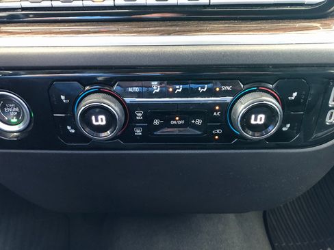 Certified 2024 Chevrolet Silverado 1500 LT image 23