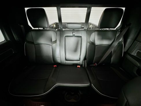 New 2026 RAM 2500 Laramie AWD/4WD image 10
