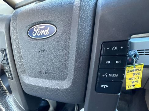 Used 2013 Ford F150 Lariat w/ Luxury Equipment Group image 28