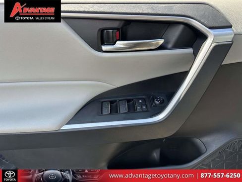 Used 2024 Toyota RAV4 XLE w/ Convenience Package AWD/4WD image 20