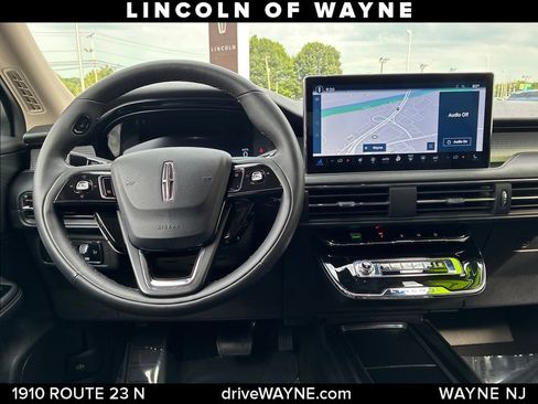 Certified 2024 Lincoln Corsair AWD w/ Equipment Group 101A image 24