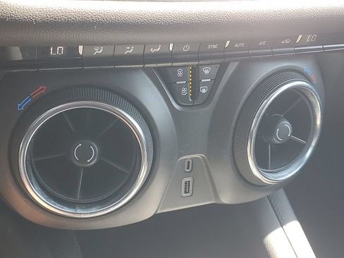 Certified 2021 Chevrolet Blazer LT FWD image 26