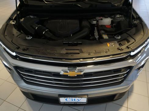 New 2026 Chevrolet Traverse LT w/ Driver Confidence Package FWD image 26