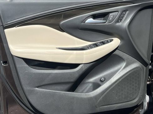 Used 2020 Buick Envision Essence w/ Experience Buick Package image 24