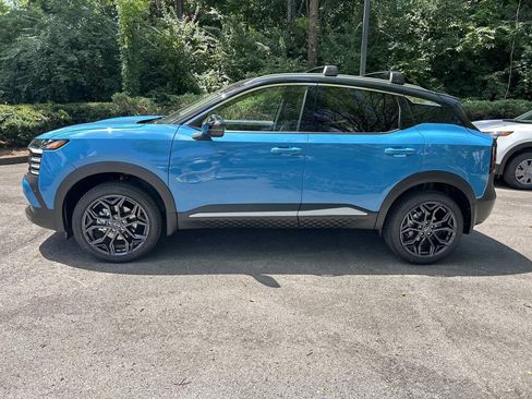 New 2026 Nissan Kicks SR w/ Cold Weather Package AWD/4WD image 4