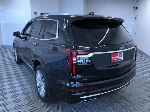 Used 2022 Cadillac XT6 Premium Luxury w/ Technology Package AWD/4WD image 5