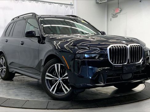Certified 2026 BMW X7 xDrive40i w/ M Sport Package AWD/4WD image 7