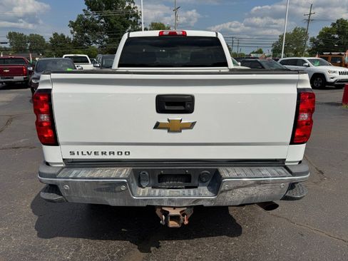 Used 2018 Chevrolet Silverado 2500 LT AWD/4WD image 4