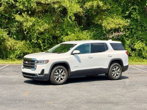 Used 2021 GMC Acadia SLE FWD image 2