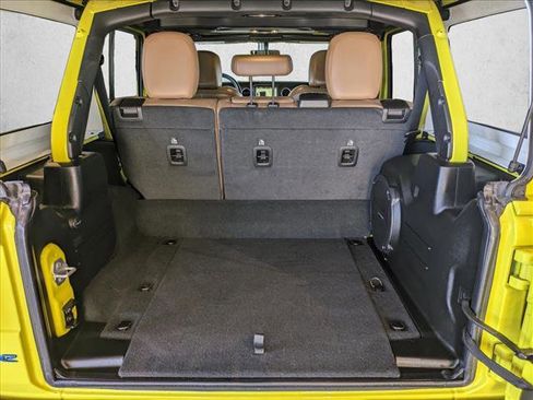 Used 2022 Jeep Wrangler Unlimited Sahara w/ Safety Group image 6