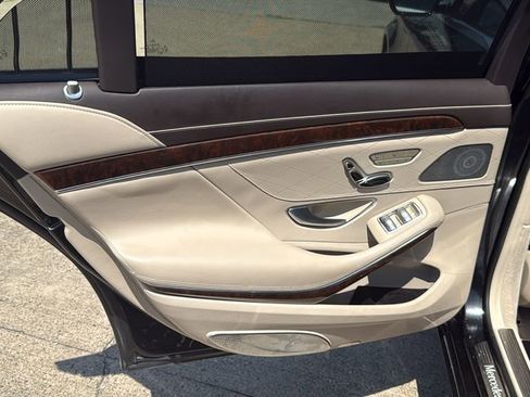 Used 2015 Mercedes-Benz S 550 4MATIC Sedan image 17