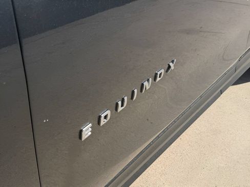 Used 2021 Chevrolet Equinox LS w/ LS Convenience Package FWD image 28