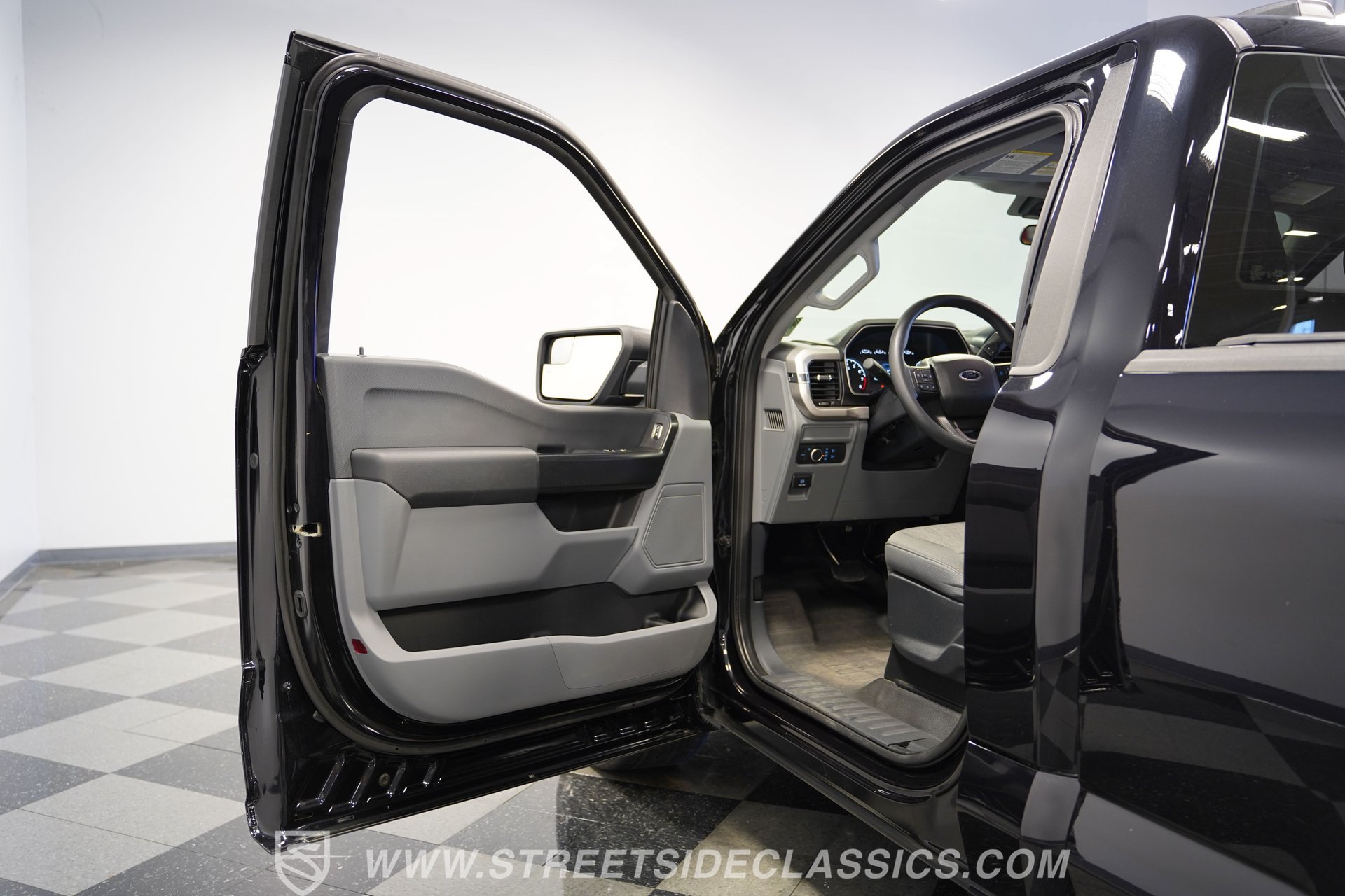 Used 2021 Ford F150 XL w/ Equipment Group 101A High AWD/4WD image 37