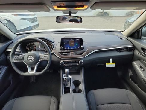 New 2026 Nissan Altima 2.5 SV FWD image 8