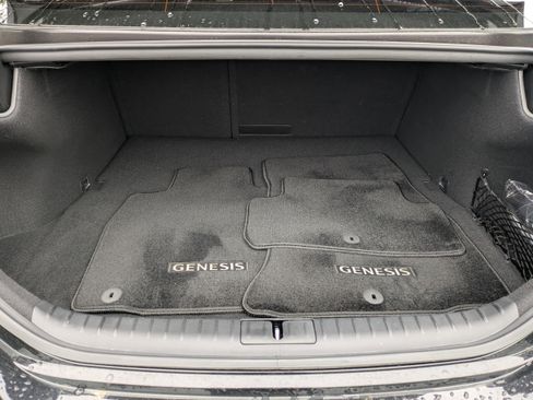 Used 2024 Genesis G70 3.3T Advanced image 12