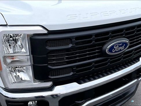 Used 2024 Ford F250 XL w/ FX4 Off-Road Package AWD/4WD image 34
