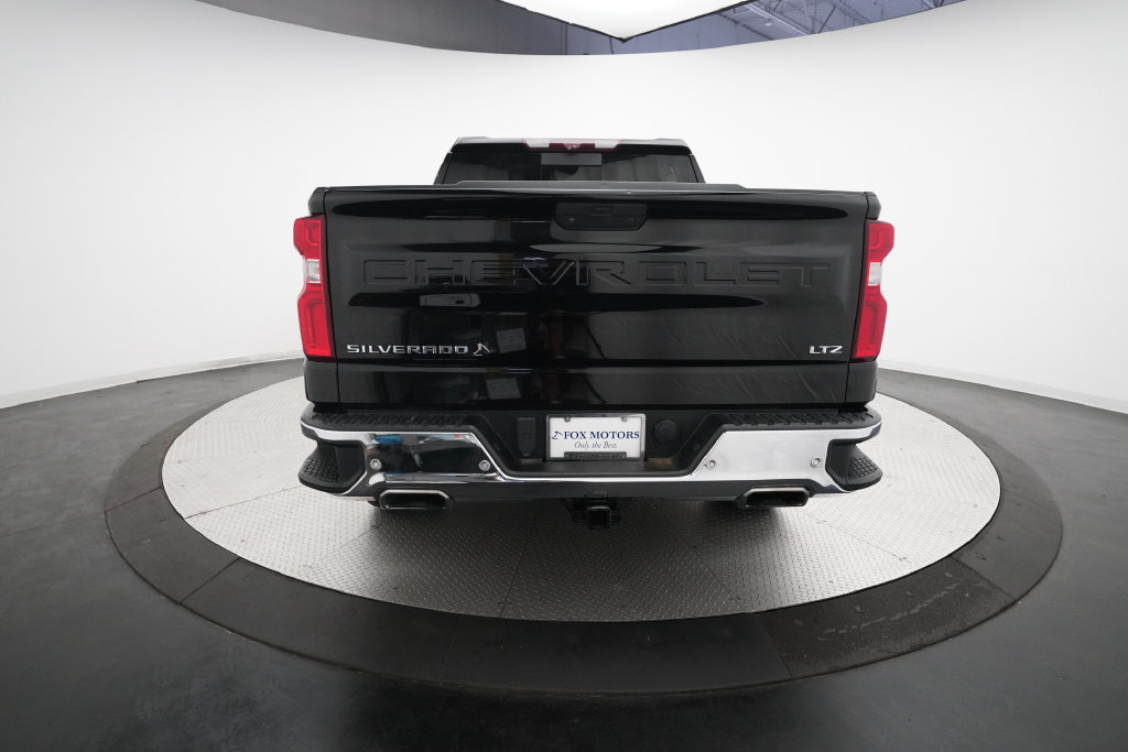 Used 2021 Chevrolet Silverado 1500 LTZ w/ LTZ Premium Package AWD/4WD image 24