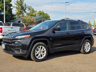 Used 2015 Jeep Cherokee Latitude w/ Comfort/Convenience Group video 1