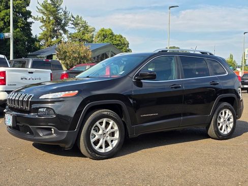 Used 2015 Jeep Cherokee Latitude w/ Comfort/Convenience Group image 1