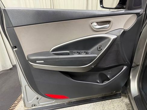Used 2017 Hyundai Santa Fe Sport AWD/4WD image 16