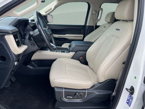 Used 2022 Ford Expedition Platinum RWD image 24