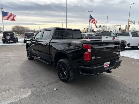 Used 2021 Chevrolet Silverado 1500 LT Trail Boss w/ Convenience Package II image 5