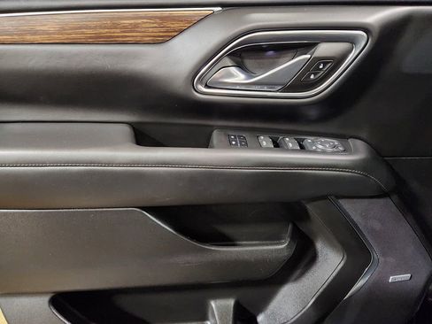 Used 2023 Chevrolet Suburban High Country image 44