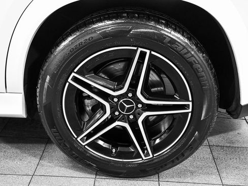 Used 2025 Mercedes-Benz GLE 53 AMG 4MATIC image 8