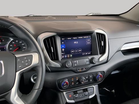Used 2023 GMC Terrain SLT w/ Tech Package FWD image 7