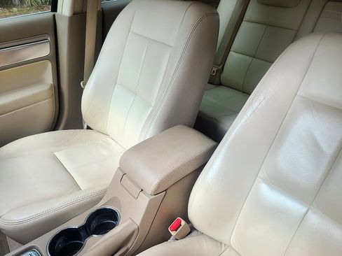 Used 2007 Lincoln MKZ image 35