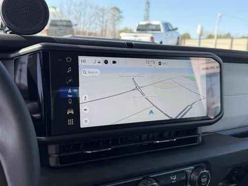 Used 2024 Jeep Gladiator Sport image 21