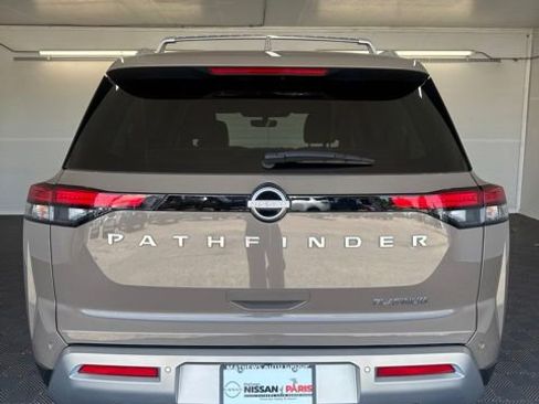 Certified 2024 Nissan Pathfinder Platinum FWD image 31