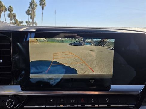 Used 2023 Chevrolet Silverado 1500 LT Trail Boss w/ Protection Package image 11