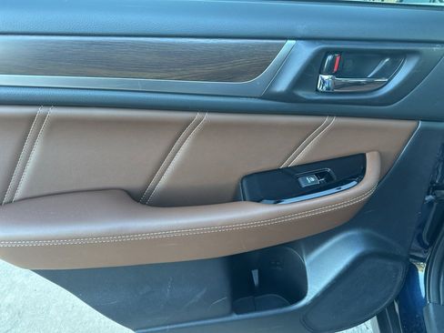 Used 2018 Subaru Outback 3.6R Touring w/ Popular Package #3 image 23