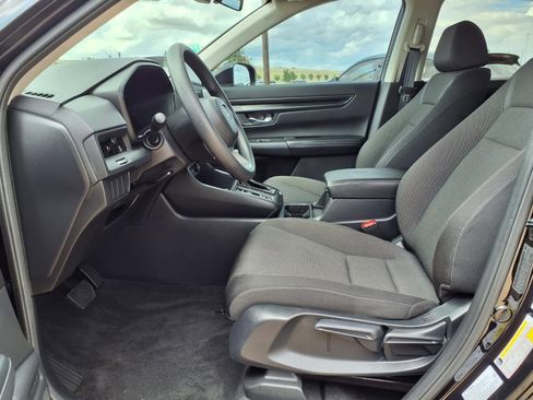Used 2026 Honda CR-V LX image 10