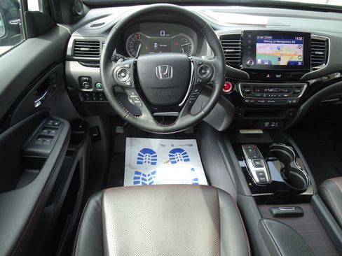Used 2023 Honda Ridgeline Black Edition image 14
